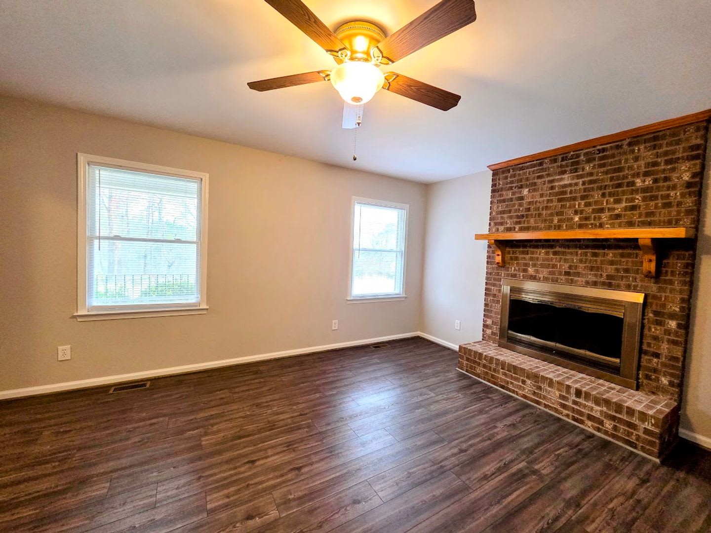 3 Bedroom Brick Home Easley, SC – photo 5