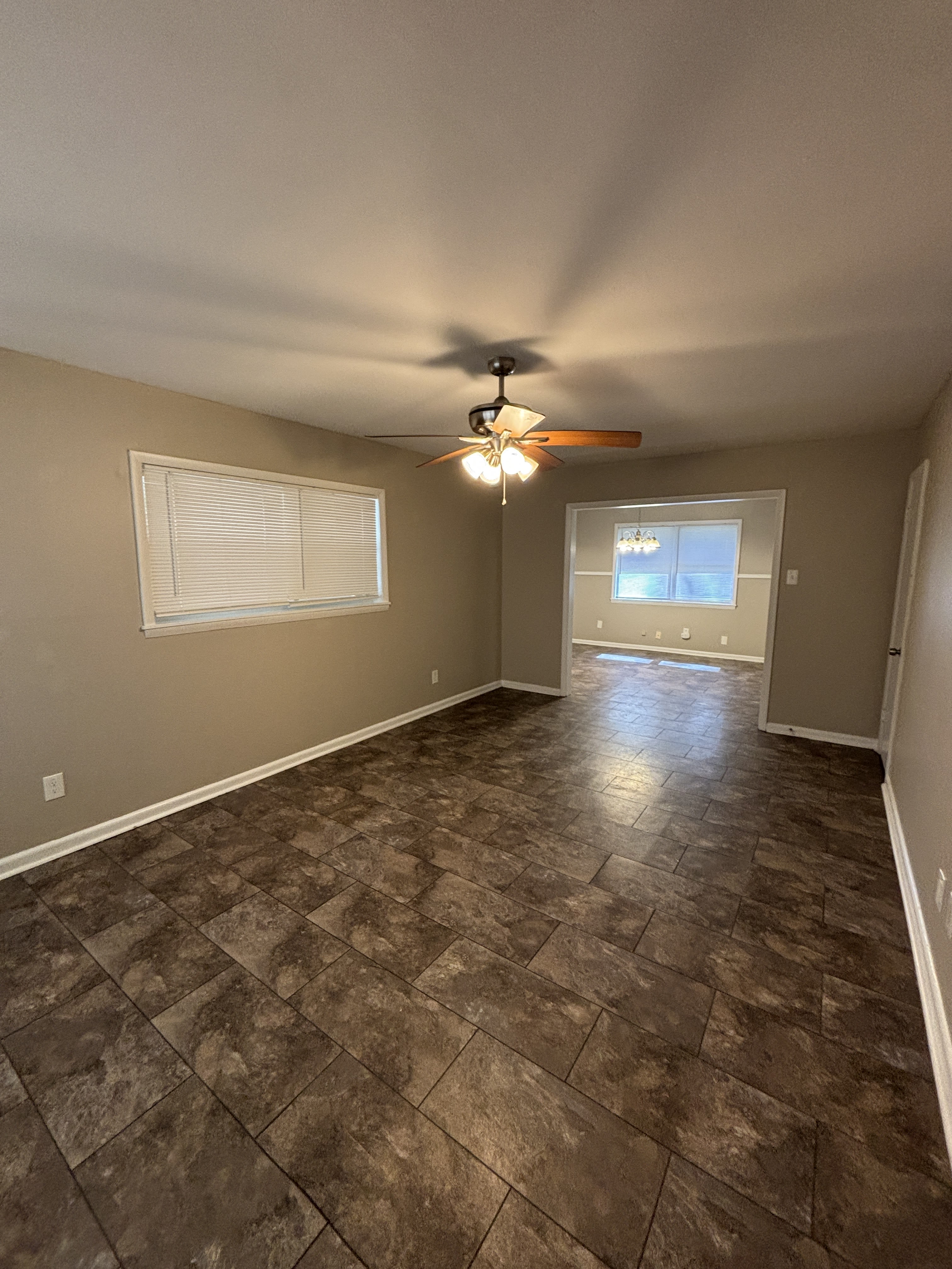1405 Stone St – photo 2