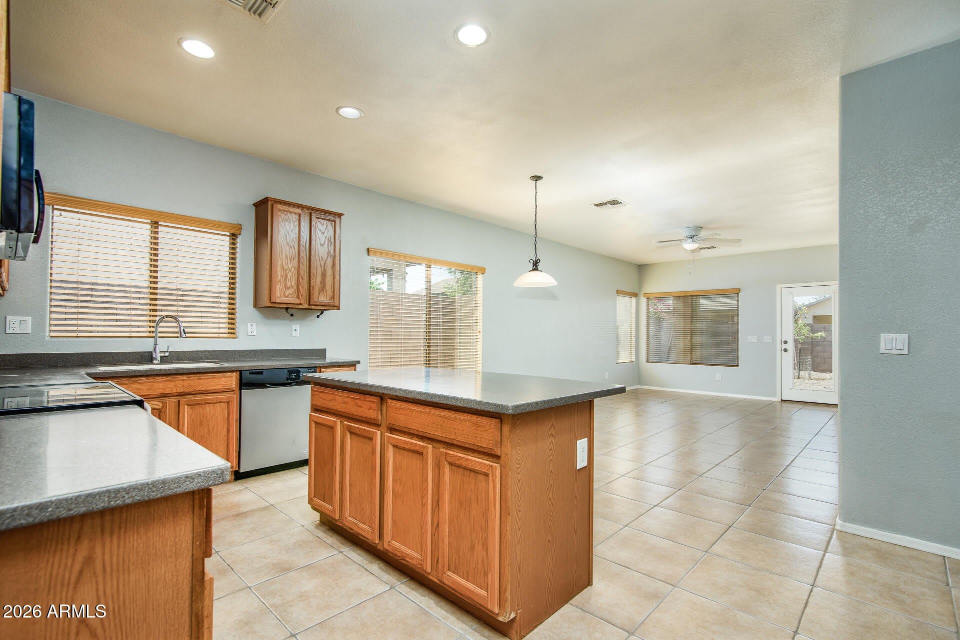 44317 W RHINESTONE Road – photo 5