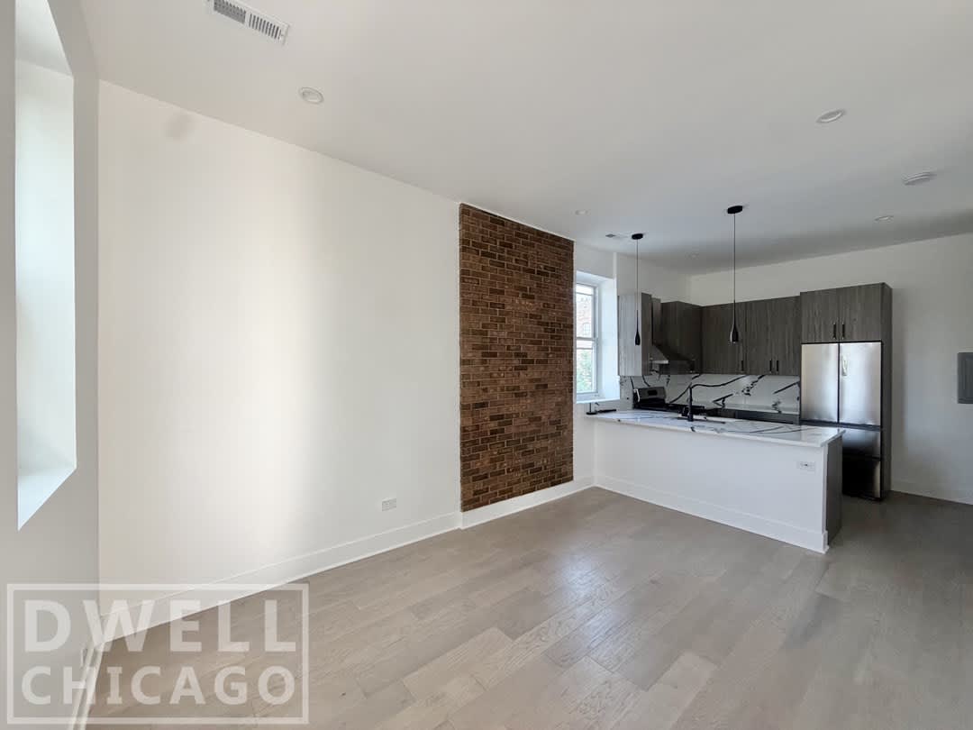 1236 W Hubbard St – photo 2