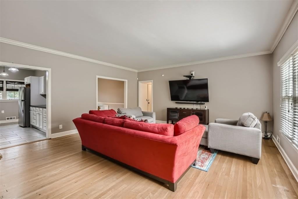 3685 Cantrell Road NE – photo 3