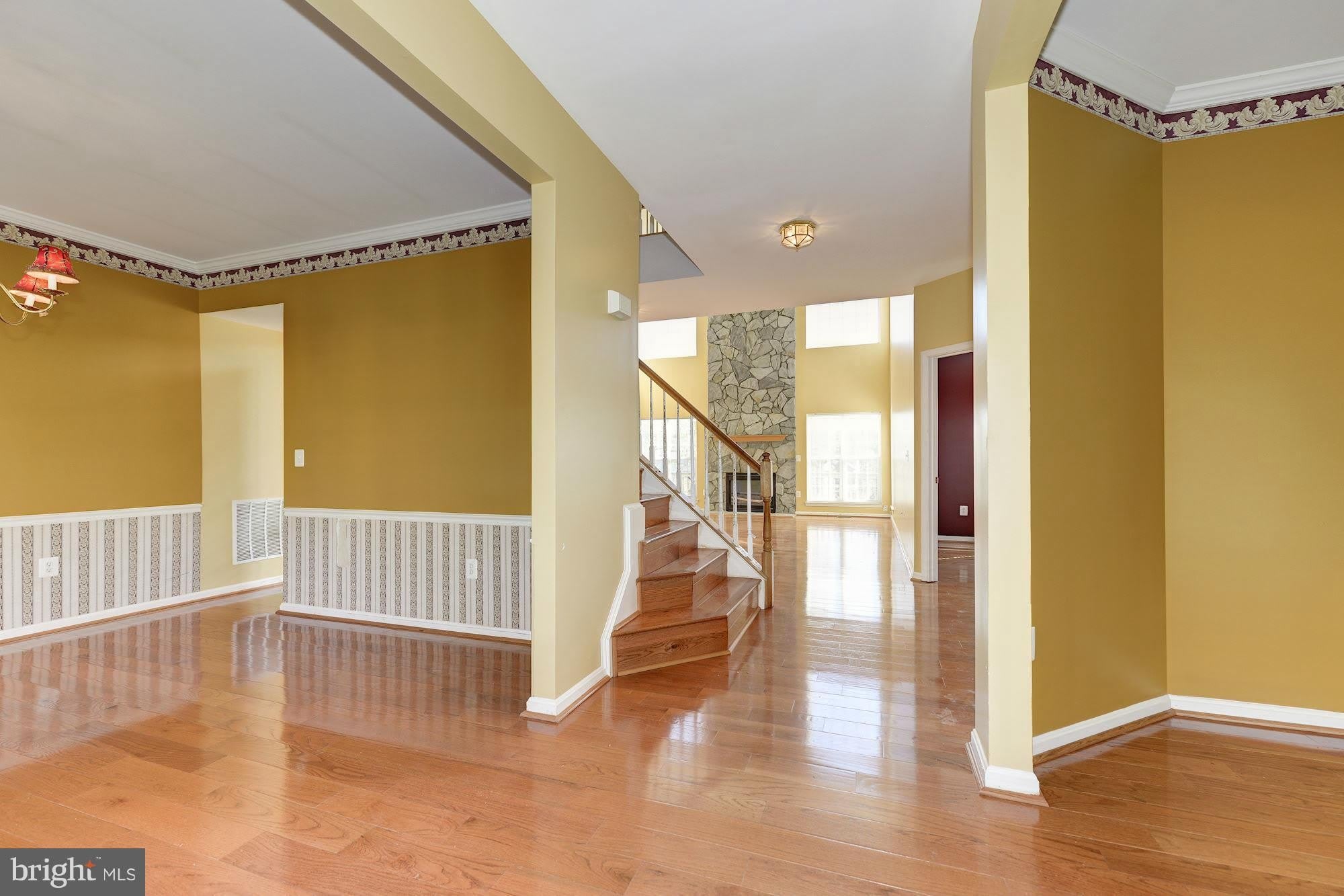 2768 MYRTLEWOOD Drive – photo 3