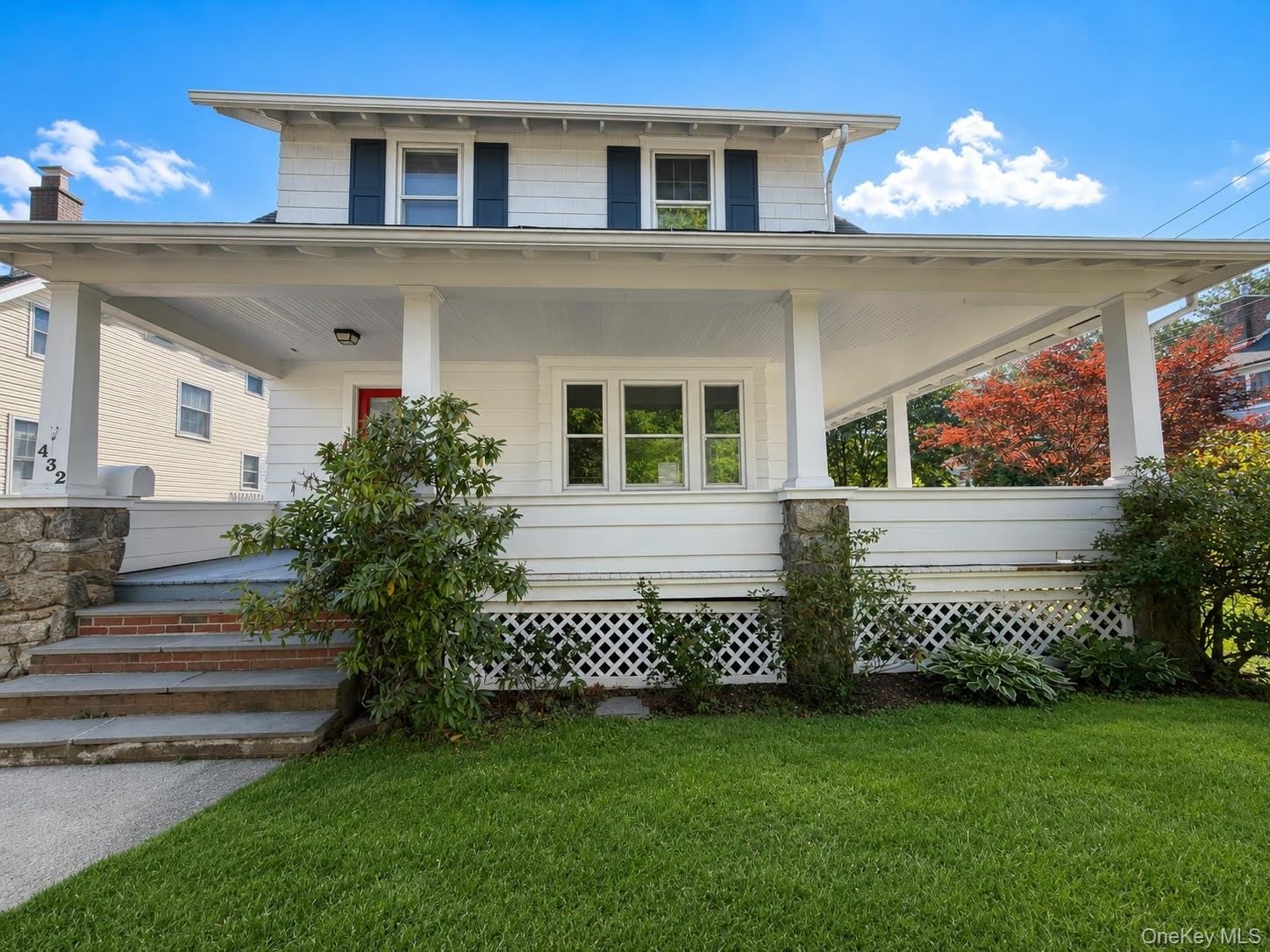 432 Beach Avenue – photo 1