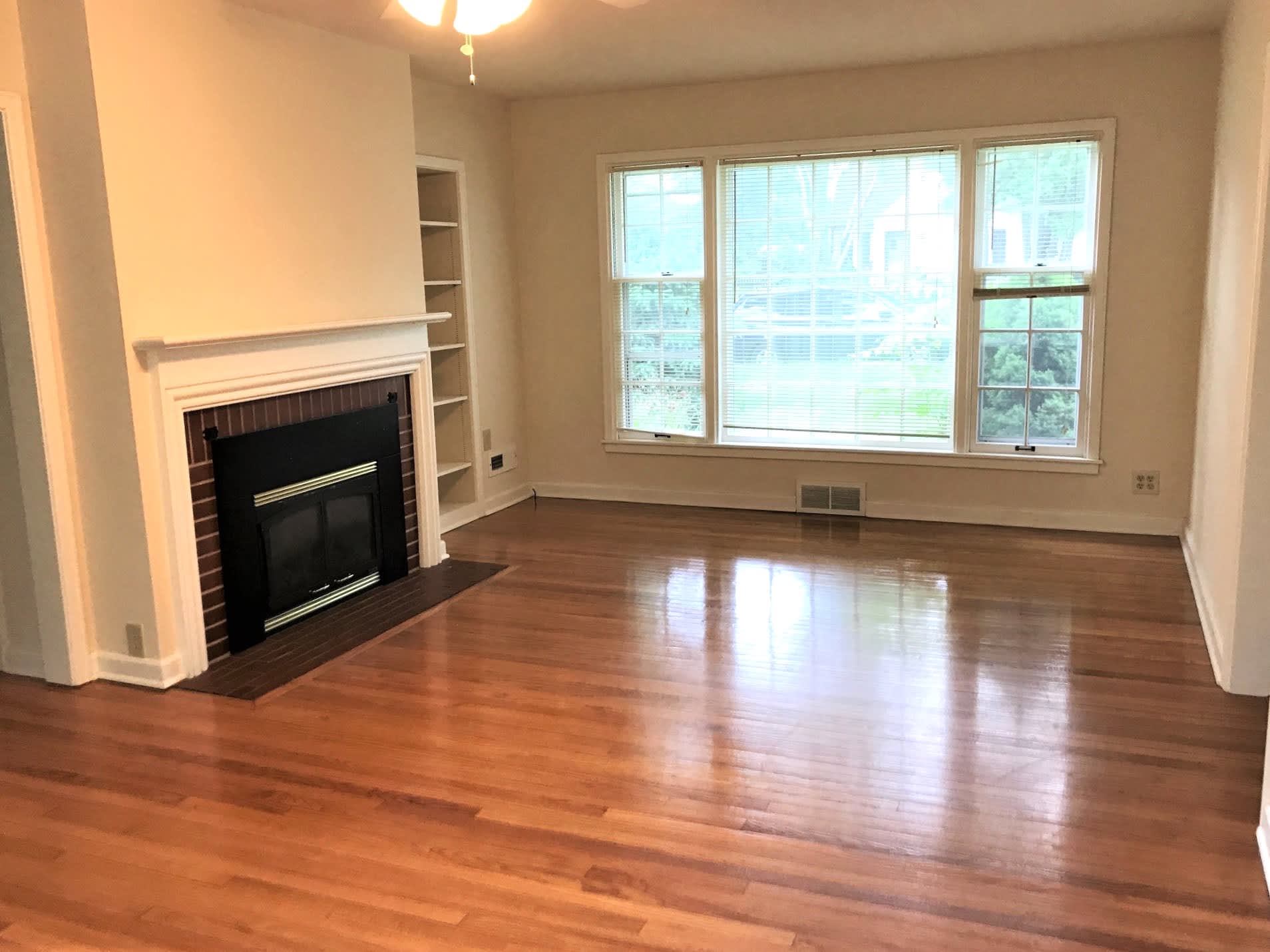 306 South Owen Drive – photo 4