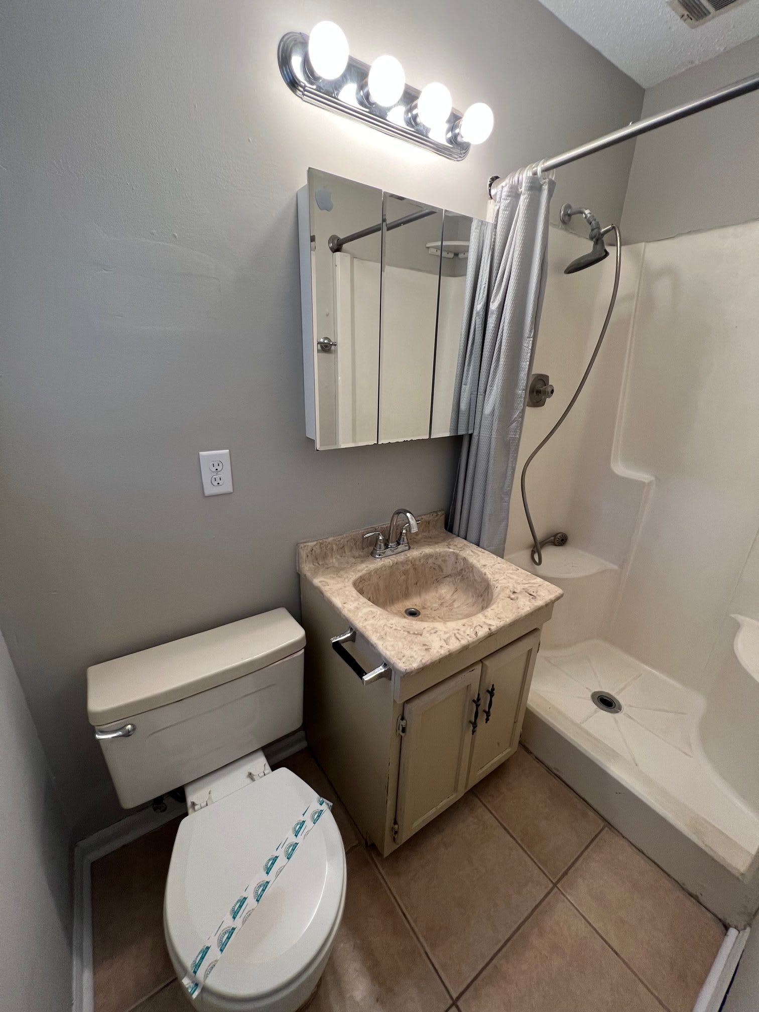811 Robin Hood Trail – photo 2