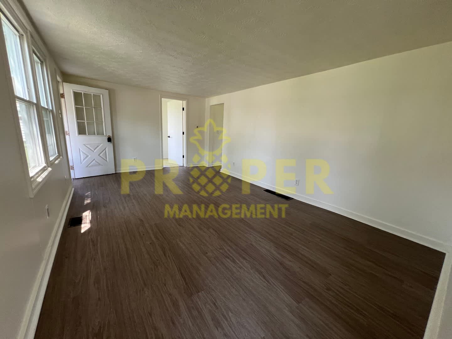 Gorgeous Kettering Home Close to Everything! – photo 4