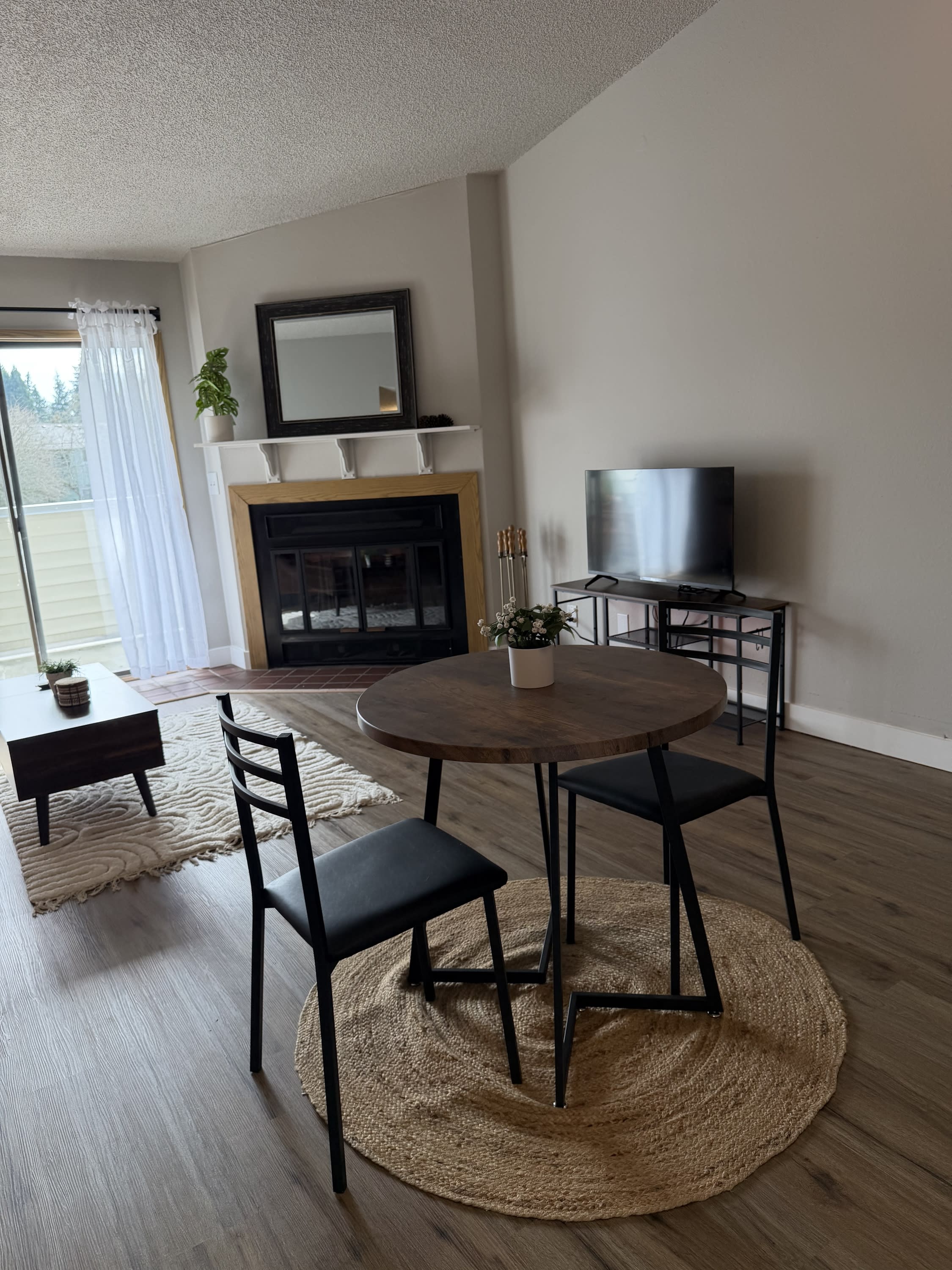 11044 Southwest Greenburg Road – photo 4