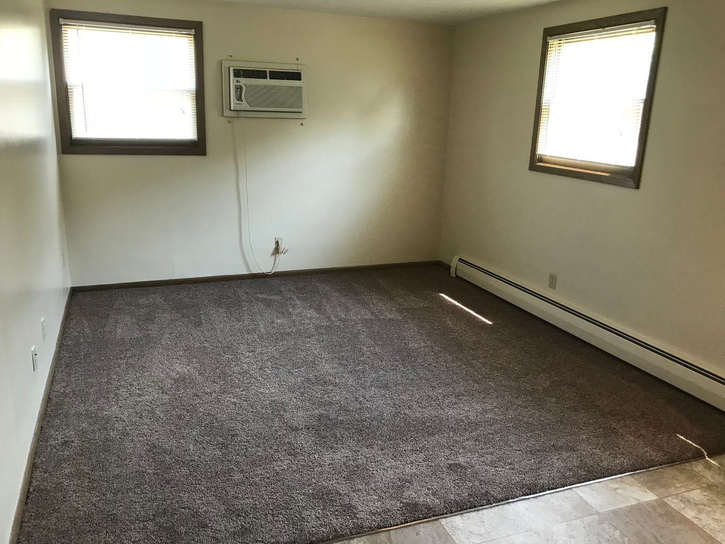 Forestview 1 Bedroom Lower Unit – photo 5
