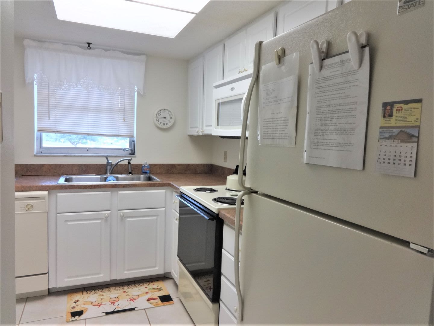 2BR/2BA 2nd Floor Condo in Capri Isles – photo 2