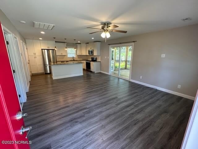 1520 Hickman Road NW – photo 4