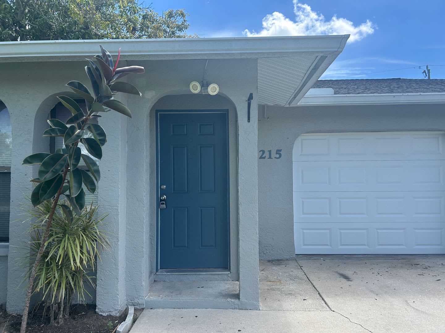 215-217 SE 23rd Place – photo 2
