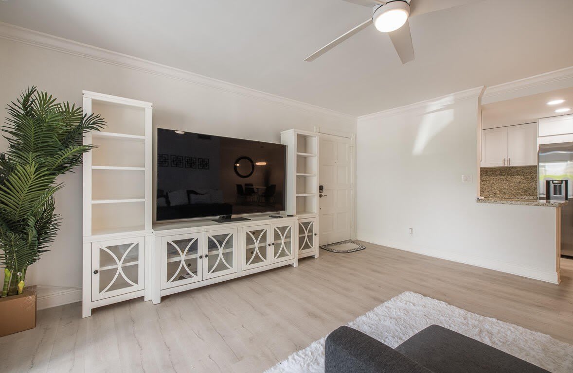 1174 NW 13th Street – photo 3