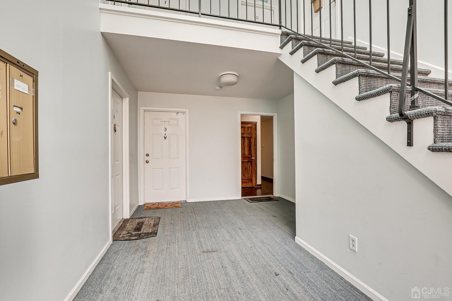 135-C Beverly Hill Terrace – photo 4