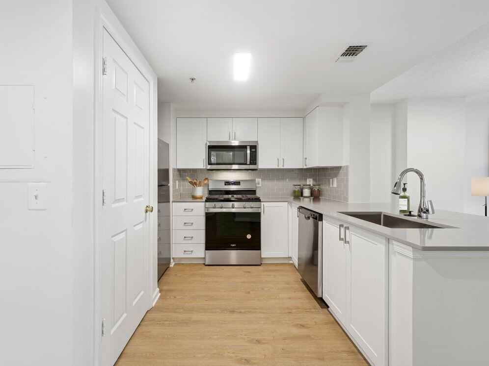 Avalon Courthouse Place – photo 1