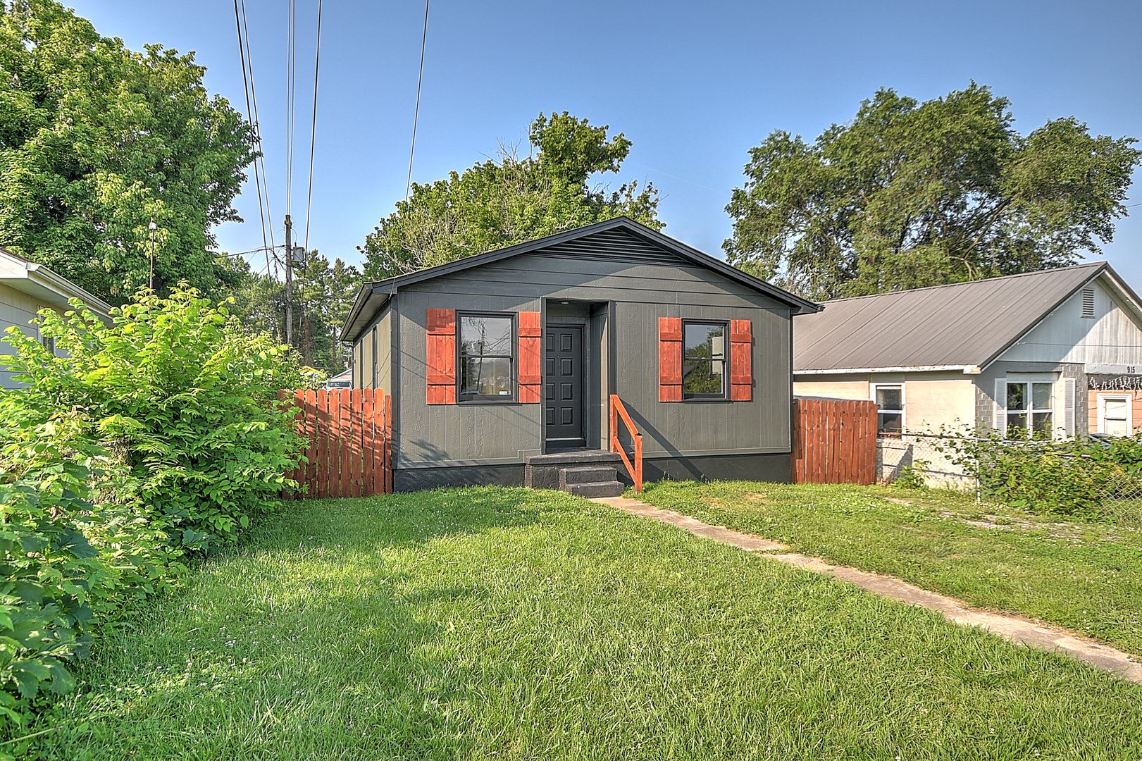 921 Elizabeth St, Kingsport, TN 37660 – photo 1