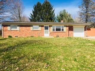 3 Bedroom, 2 Bathroom Home on Bloomington's Westside – photo 3