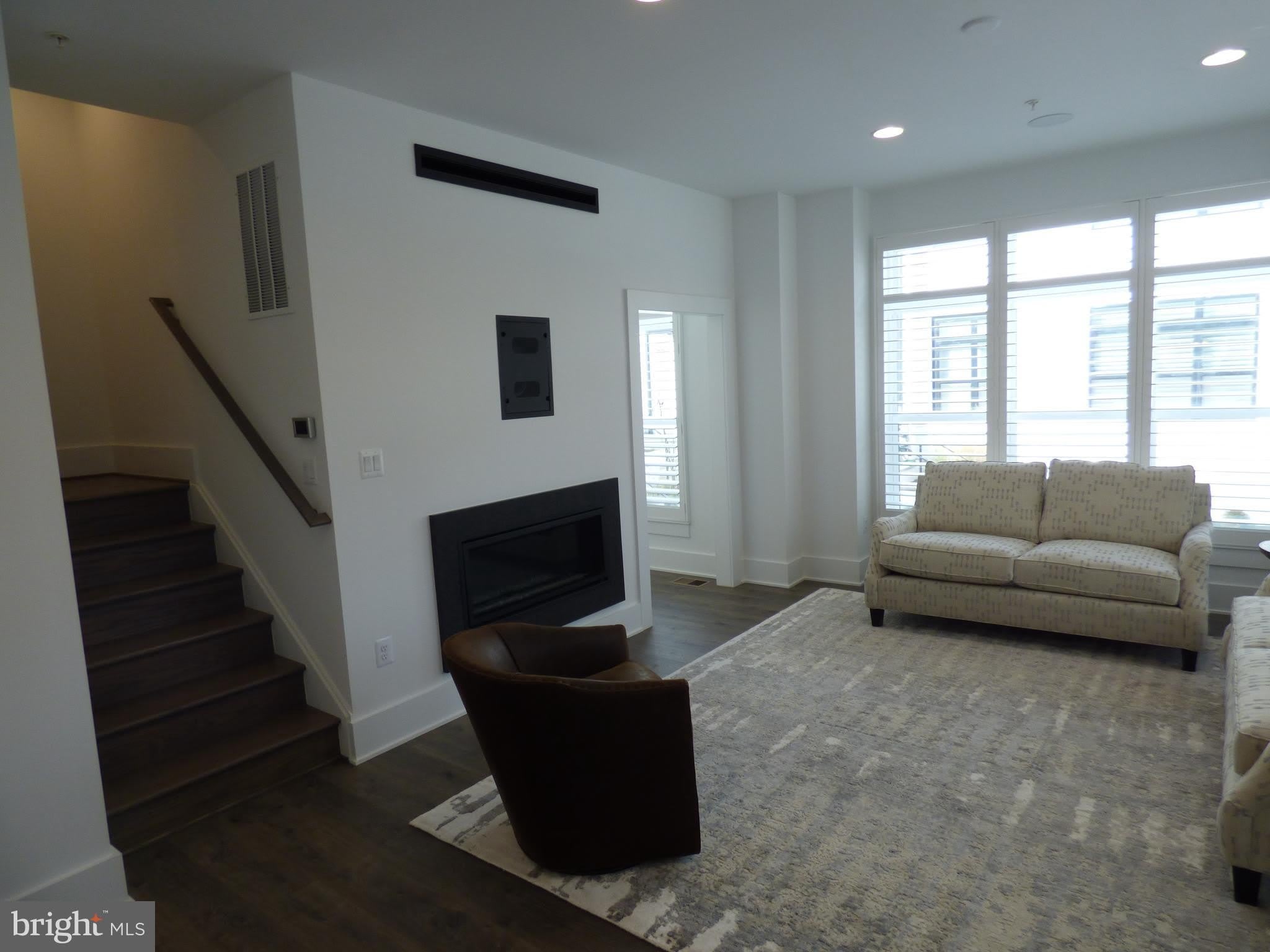 11360 EMERALD PARK Road – photo 4