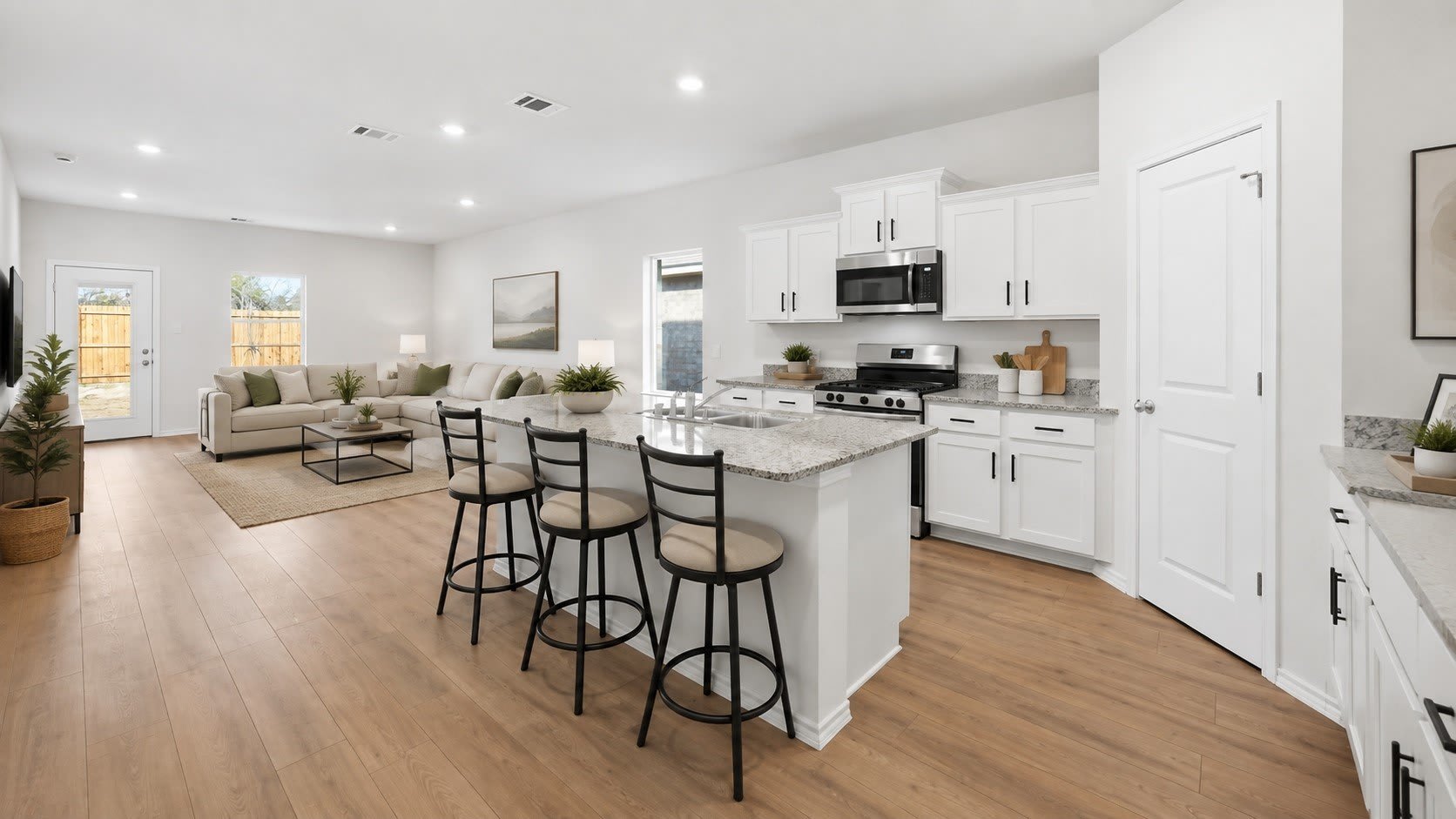 4502 Carnation Drive – photo 5