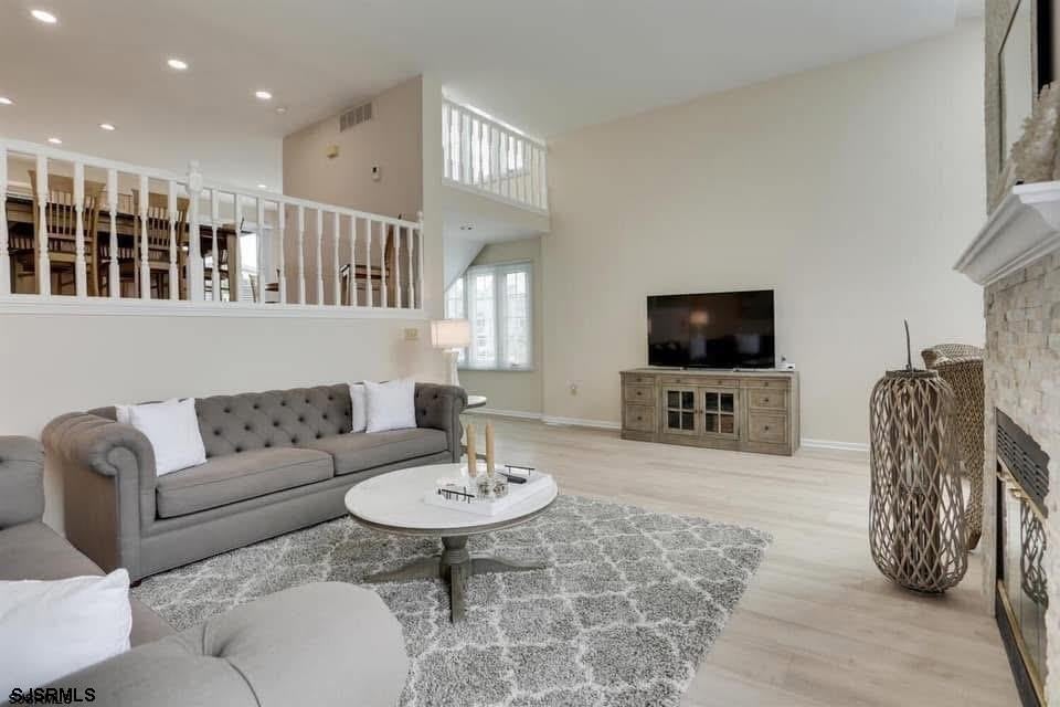 433 Albacore Ln – photo 4