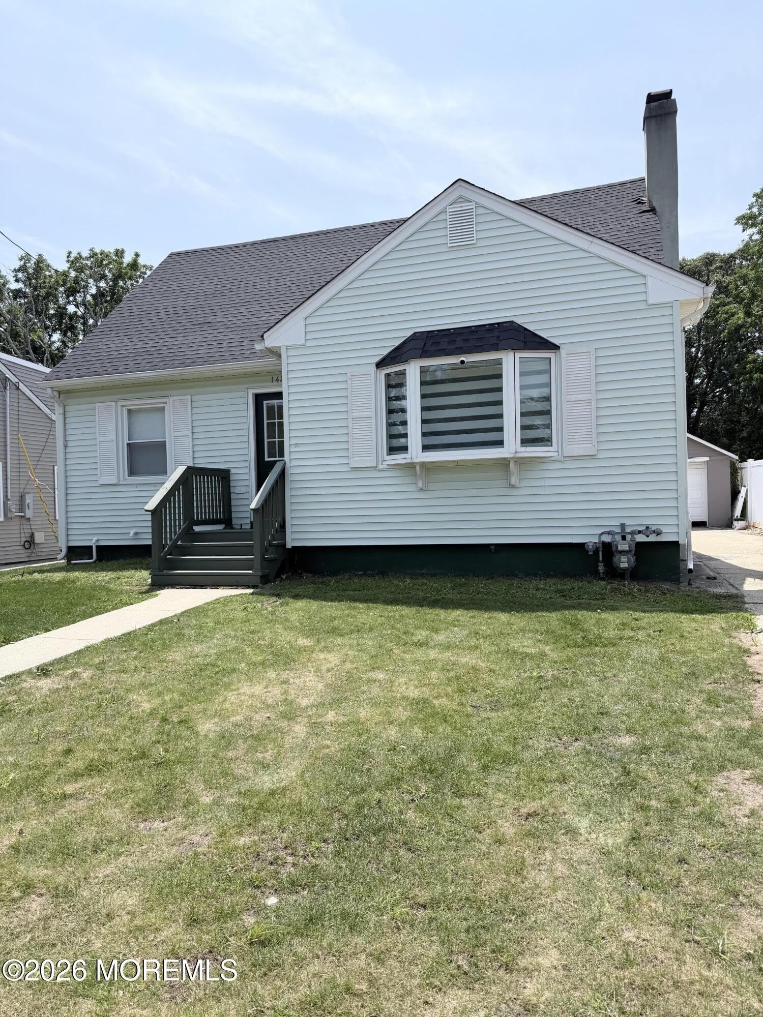 142 Monmouth Road – photo 4