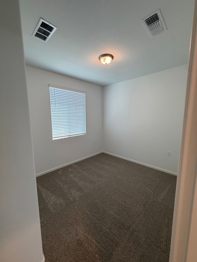 Beautiful Brand-New House for rent in Visalia! – photo 3