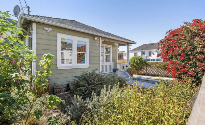 3413 Elmwood Ave – photo 1