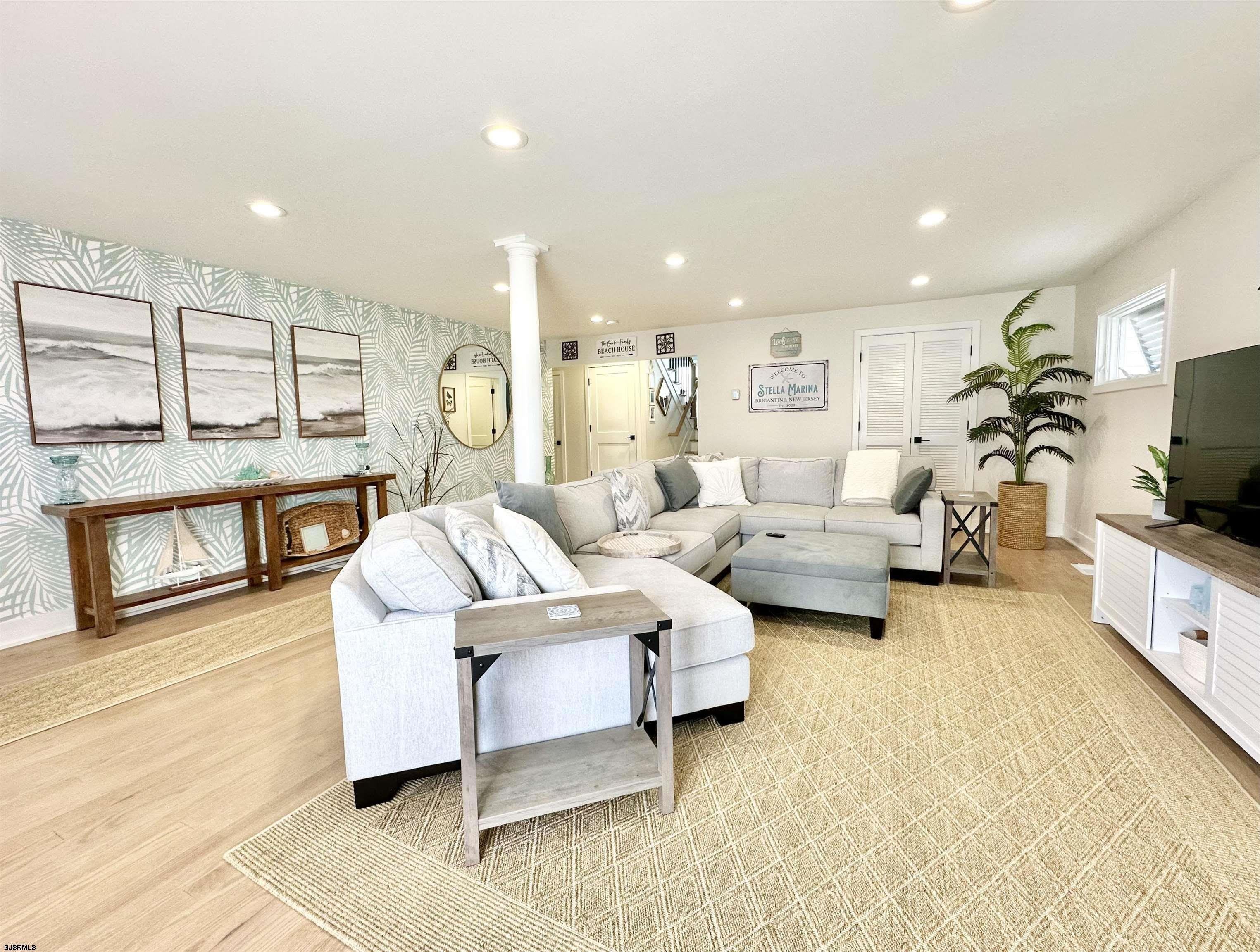 136 Lincoln Dr – photo 4