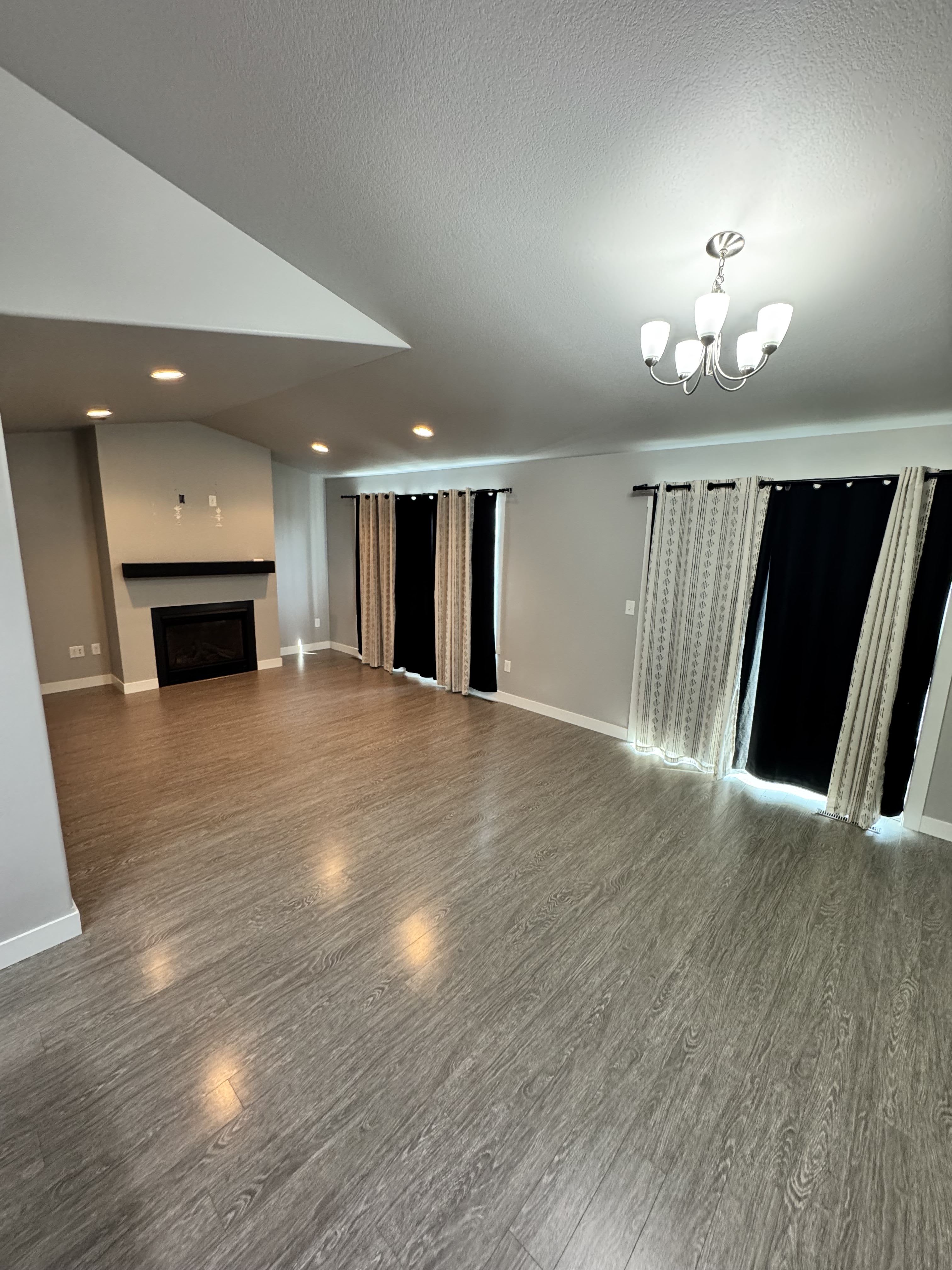 622 6th Street East – photo 5