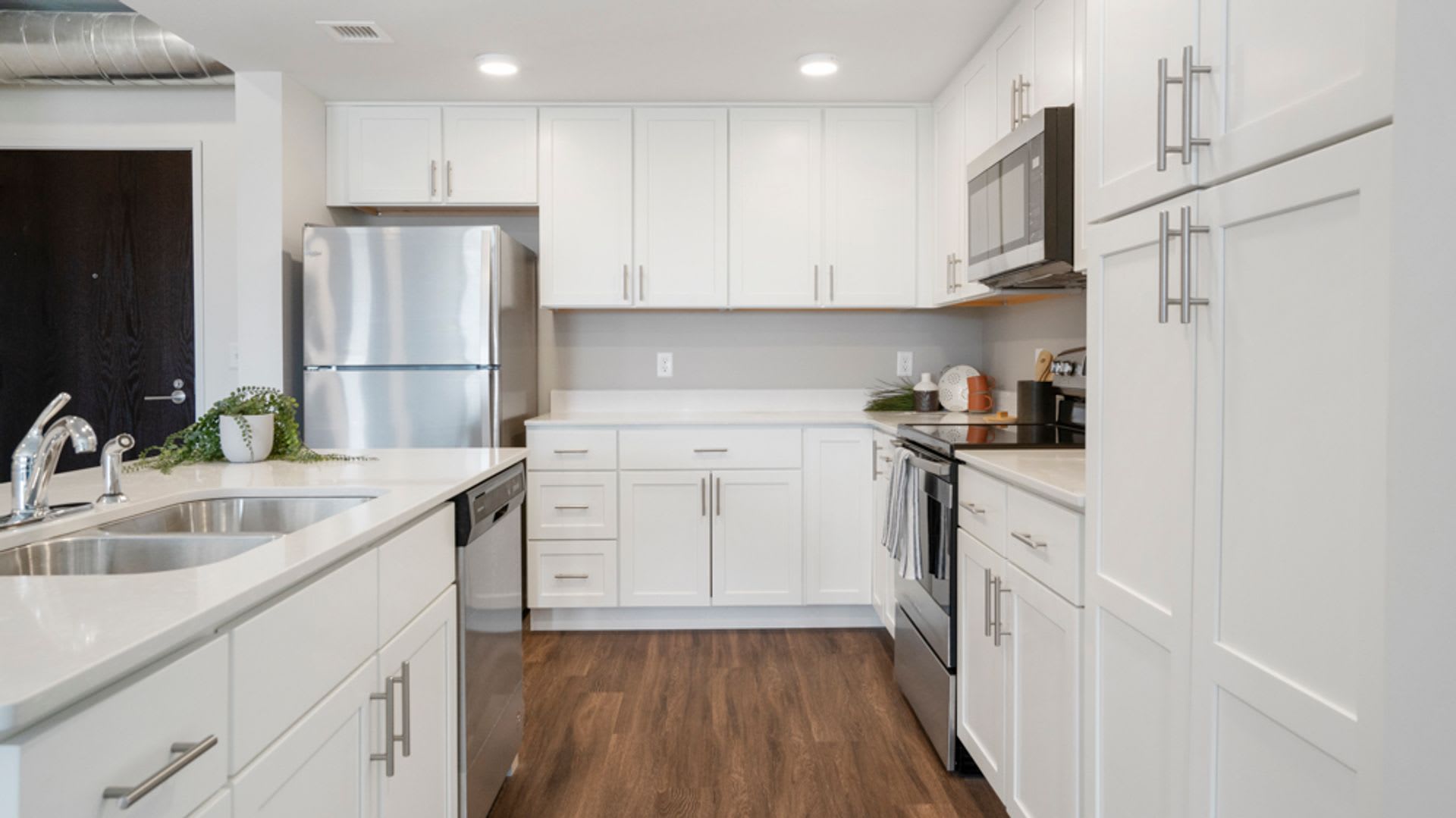 The Residence at Willow Falls – photo 3