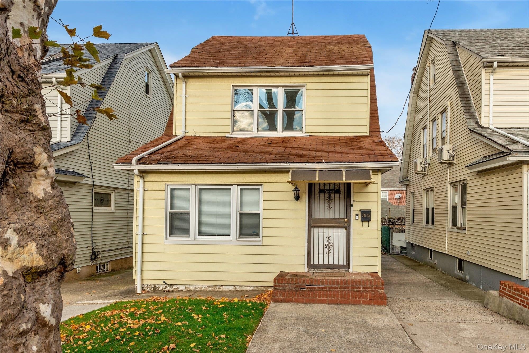 70-15 Manse Street – photo 1