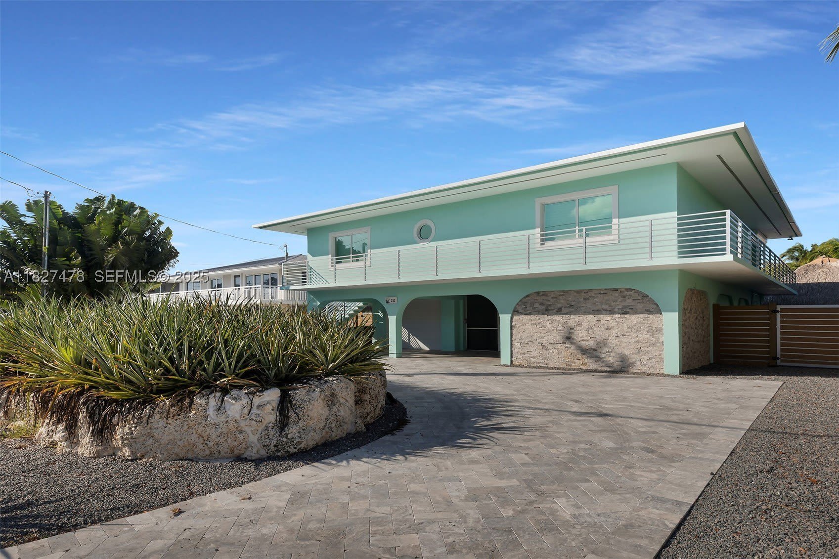 232 W Seaview Dr – photo 4
