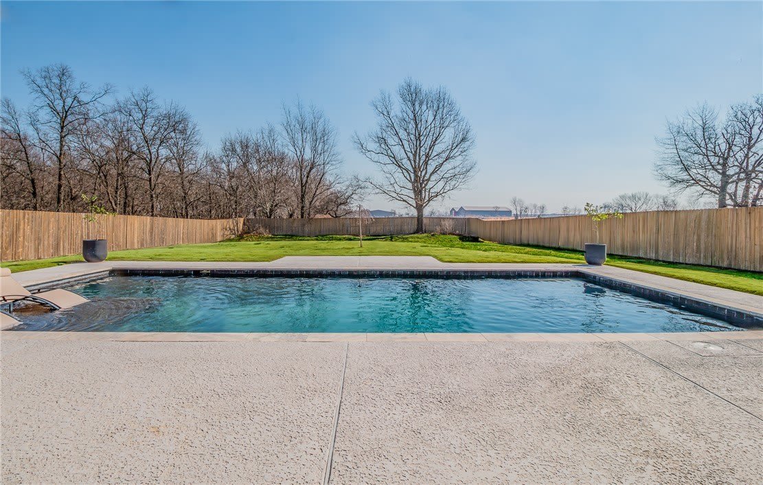 605 Stone Ridge Street – photo 3