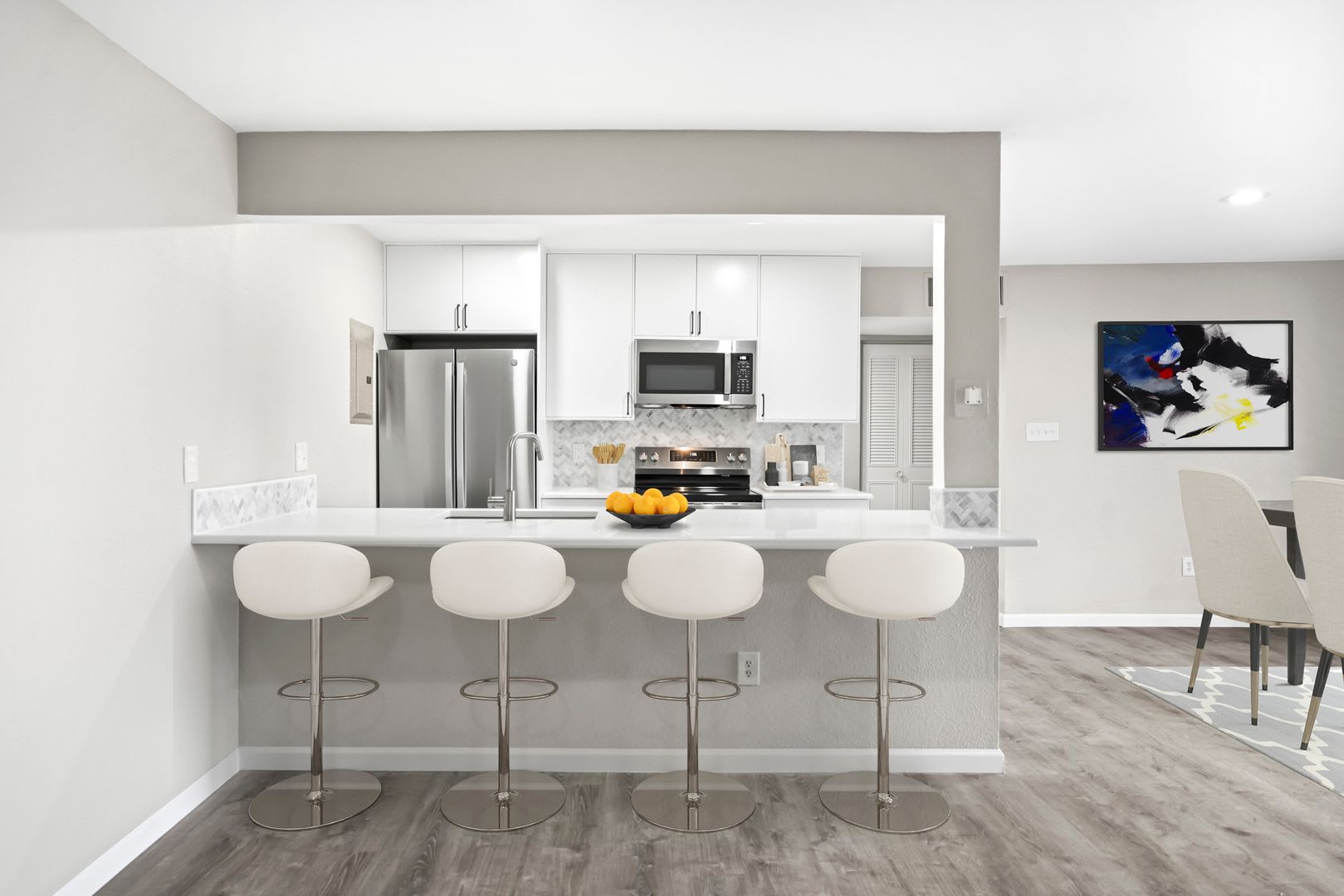 Stunning Fully Remodeled 2Bd 2Ba Top Floor Unit In The Heart Of Boulder – photo 4