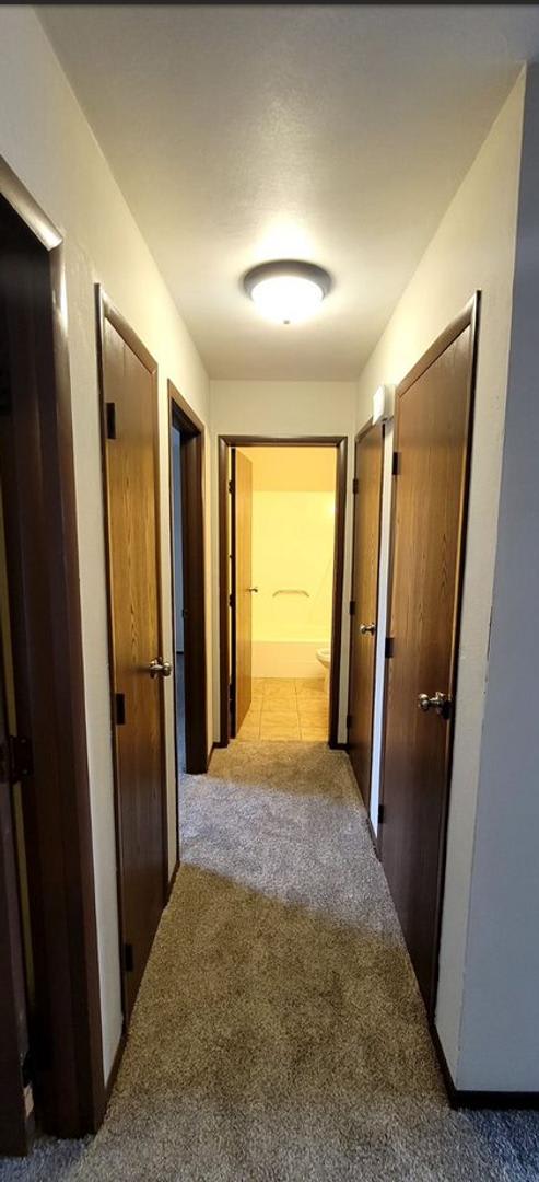 1300 Sanlor Avenue Apartments – photo 5