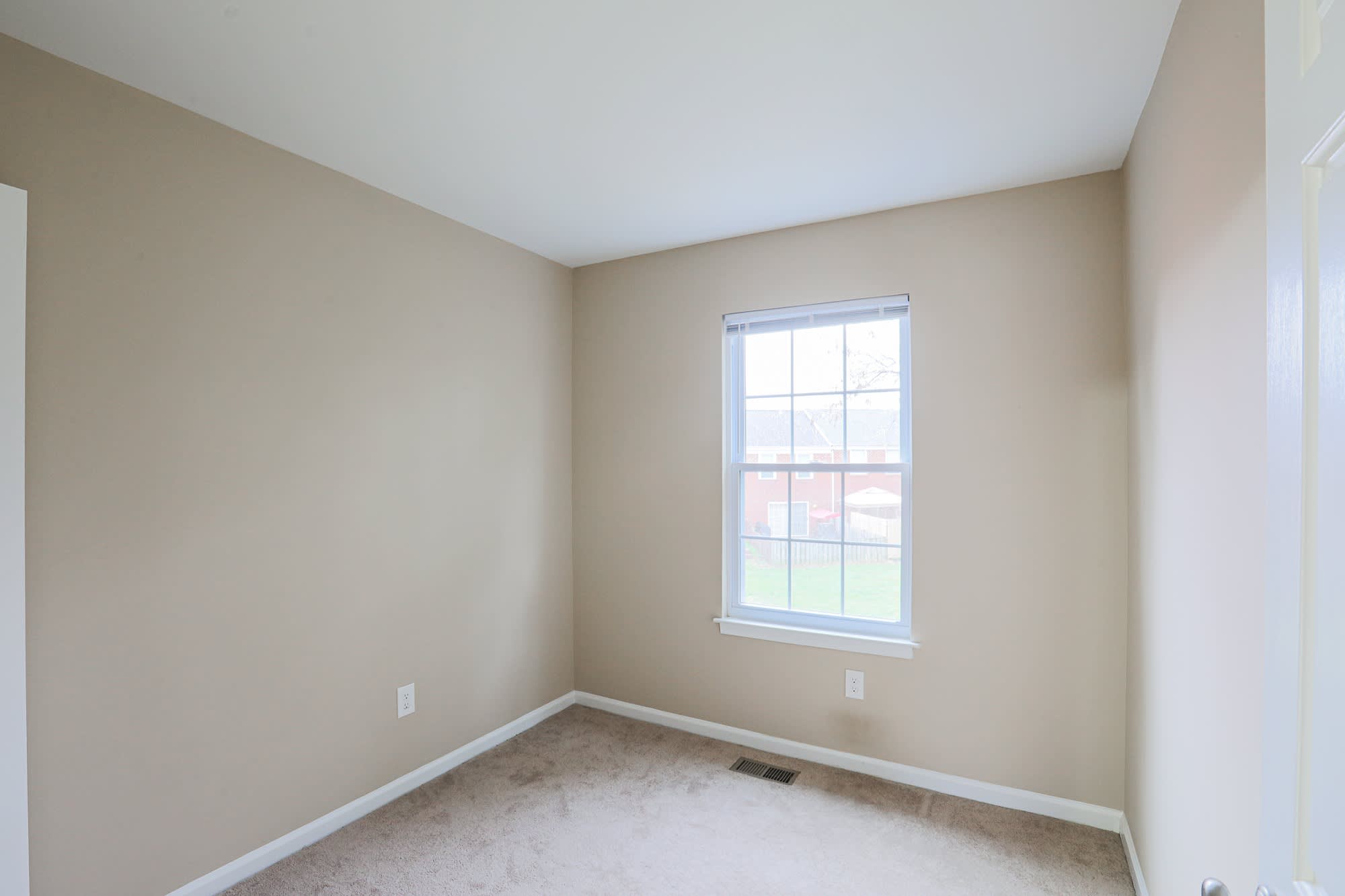 1020 Dartmouth Glen Way – photo 5