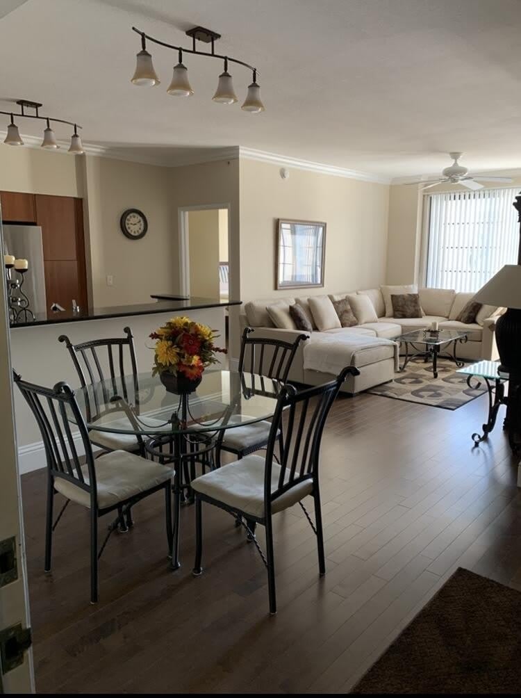 233 S Federal Highway – photo 4
