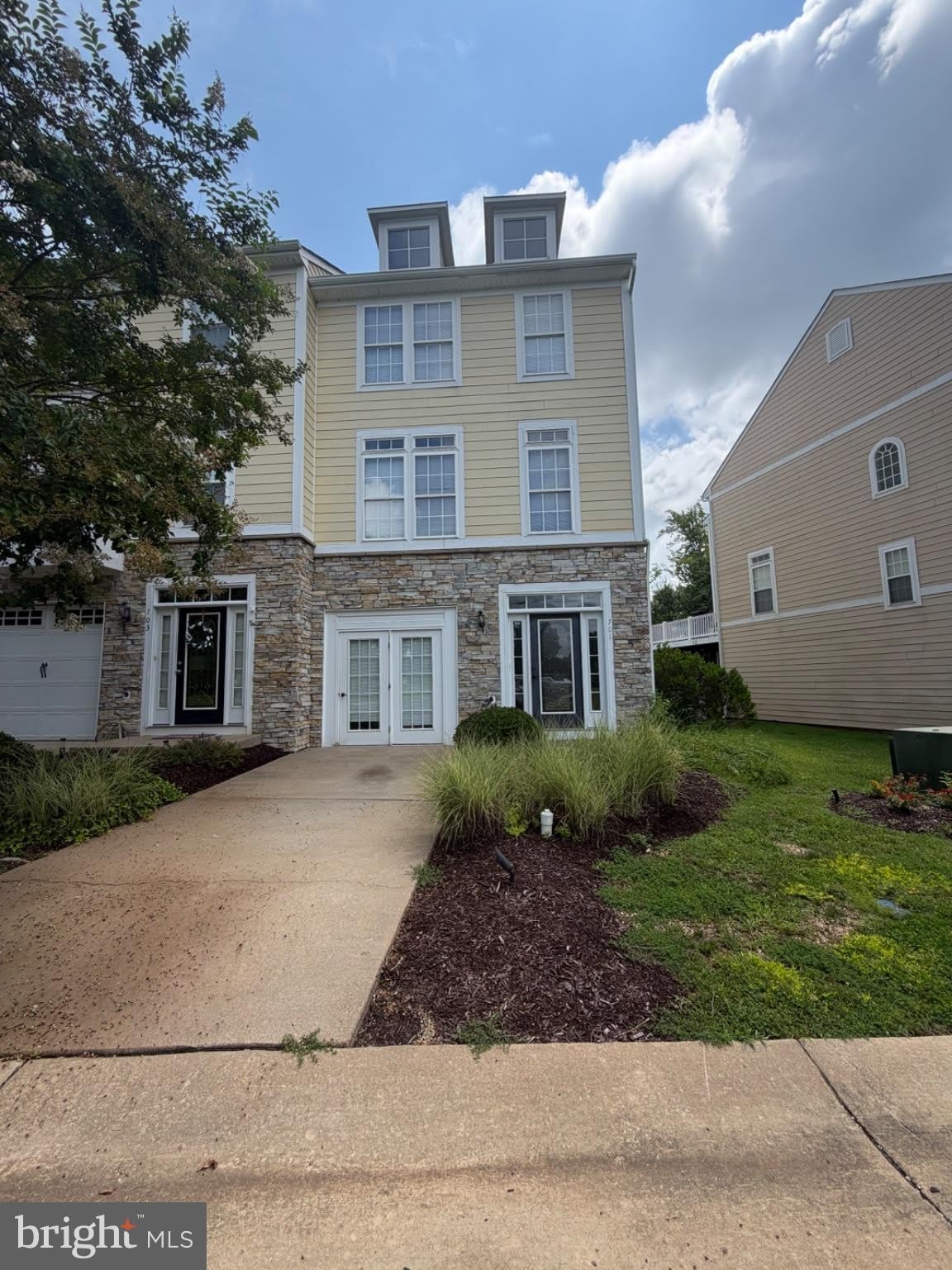 701 MONROE POINT Drive – photo 2