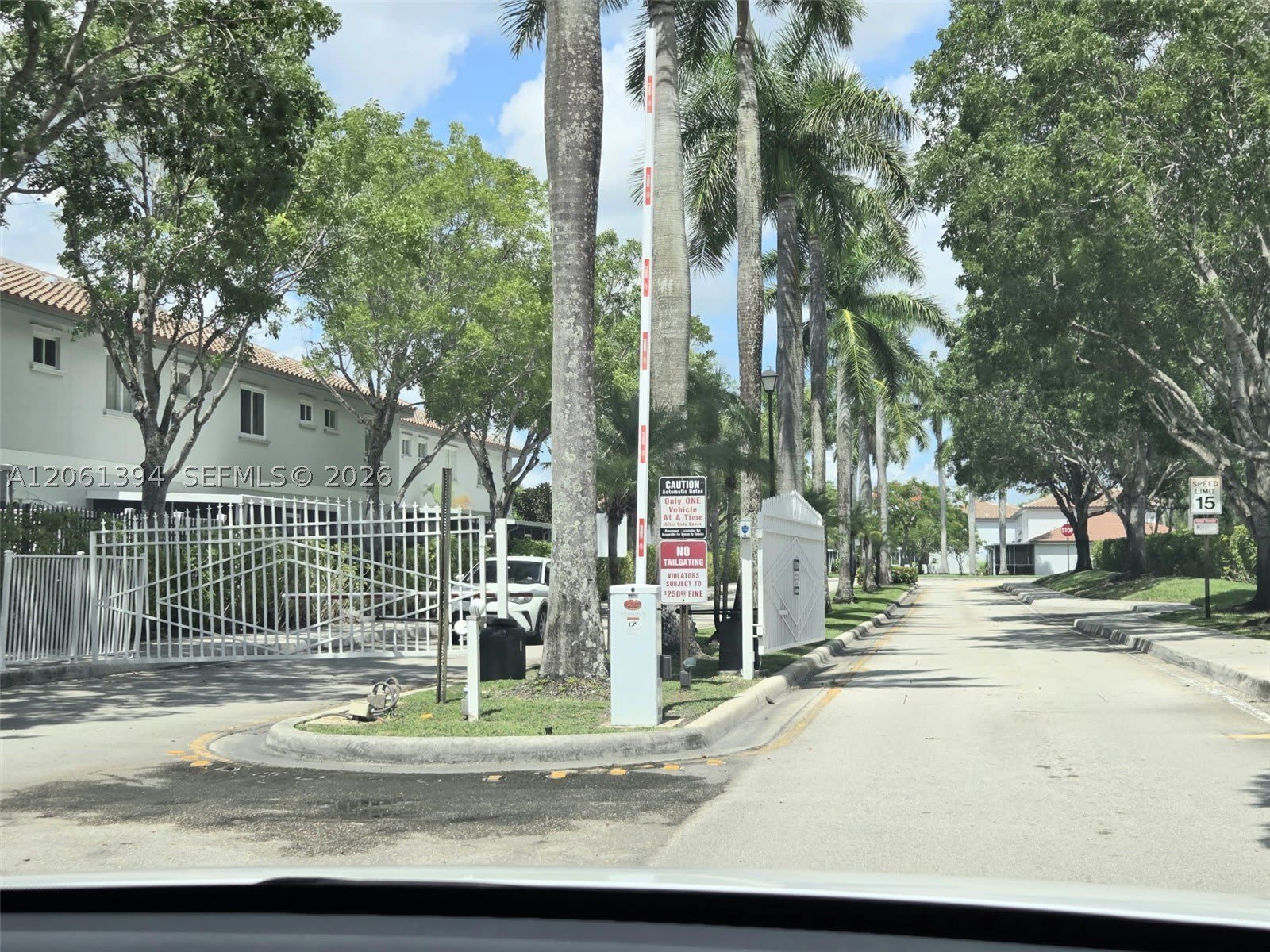 20808 Nw 1St St – photo 2