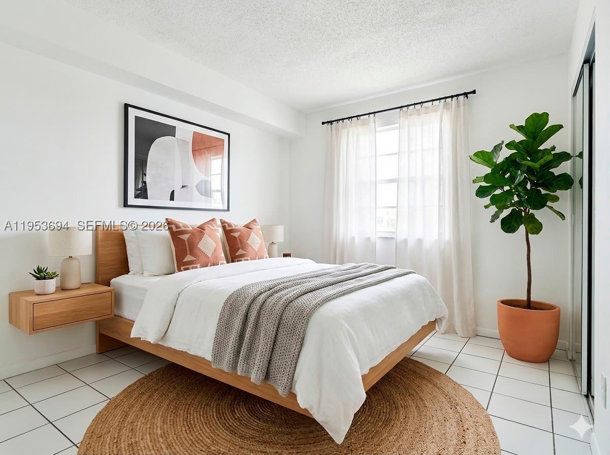 2575 Sw 27Th Ave – photo 5