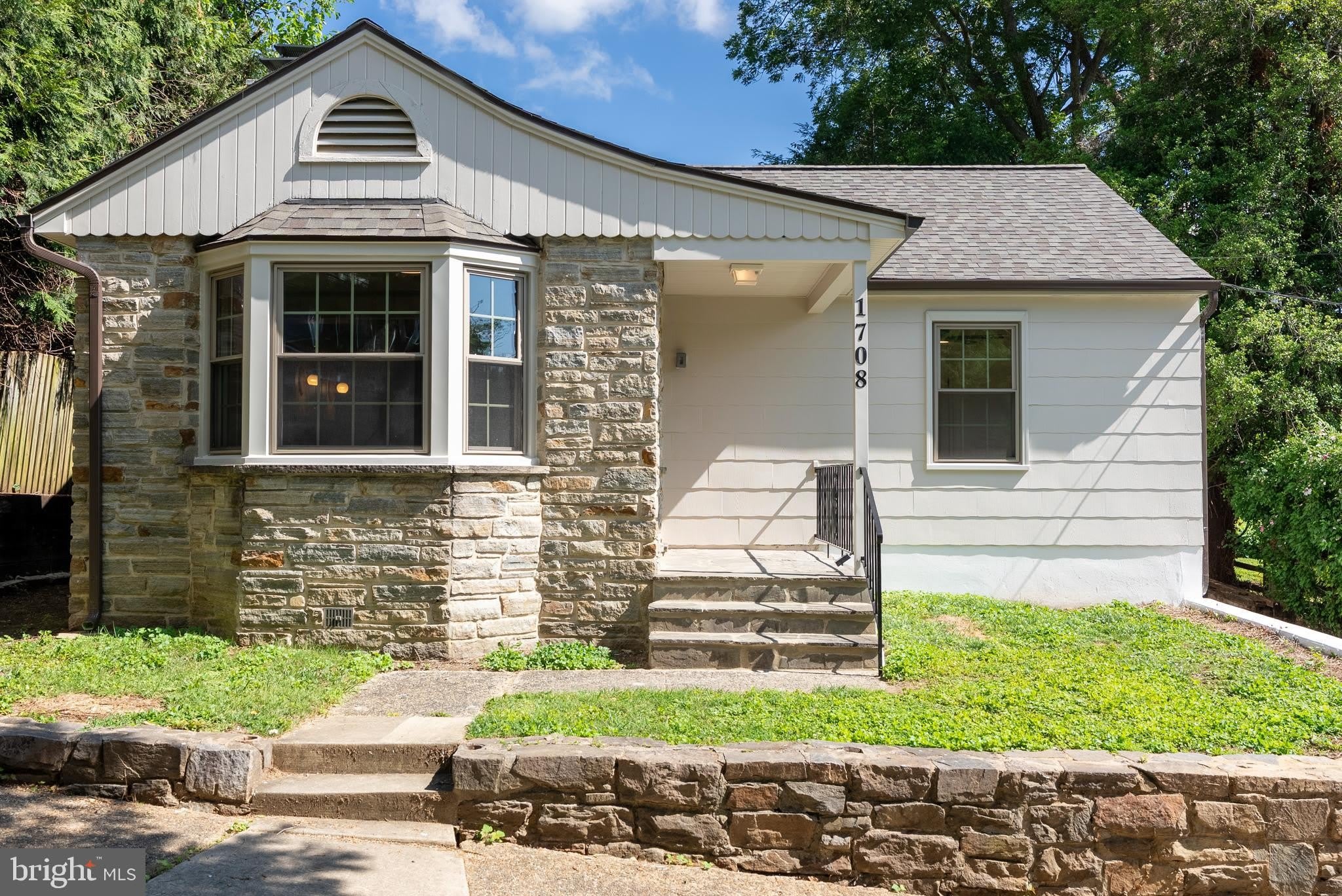 1708 WILLOW Avenue – photo 2