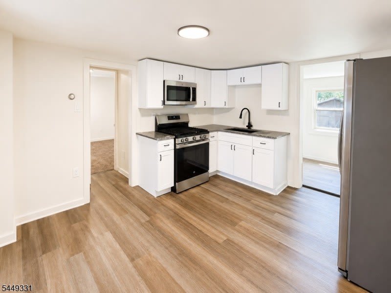 286 Chambers St – photo 4