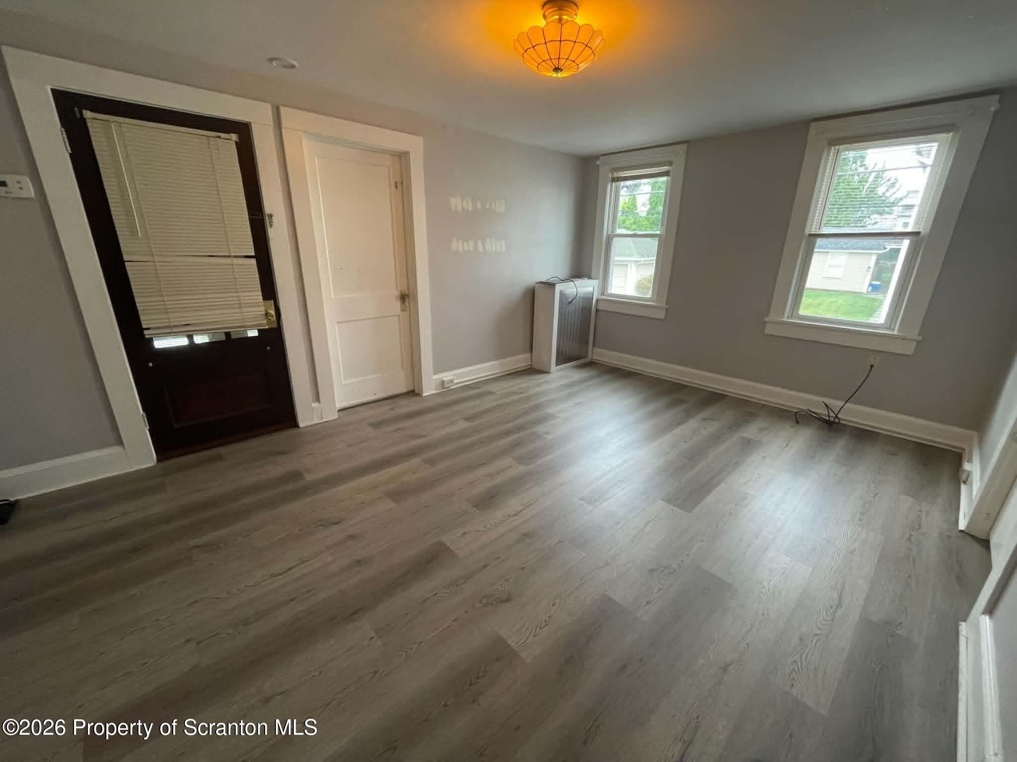 966 Ridge Avenue – photo 4