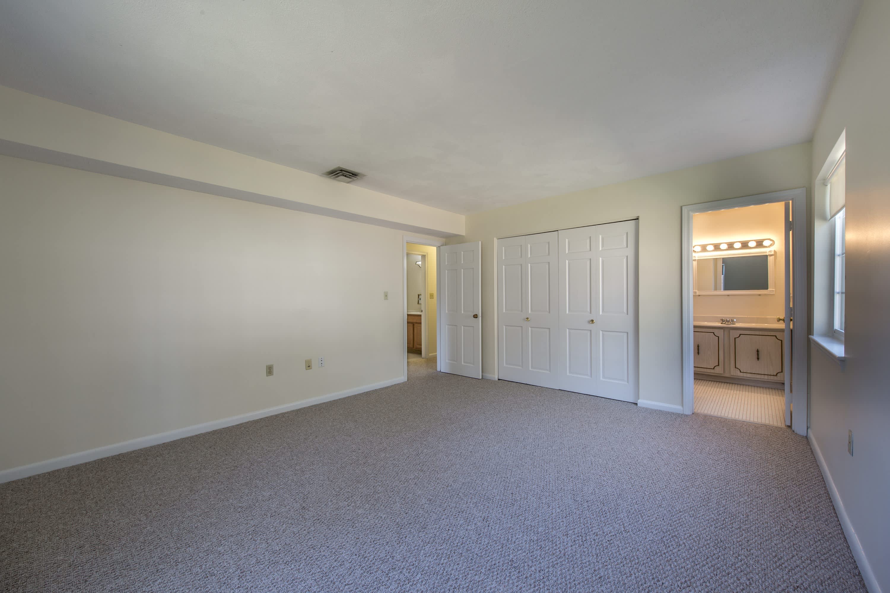 Minuteman Apartments – photo 2