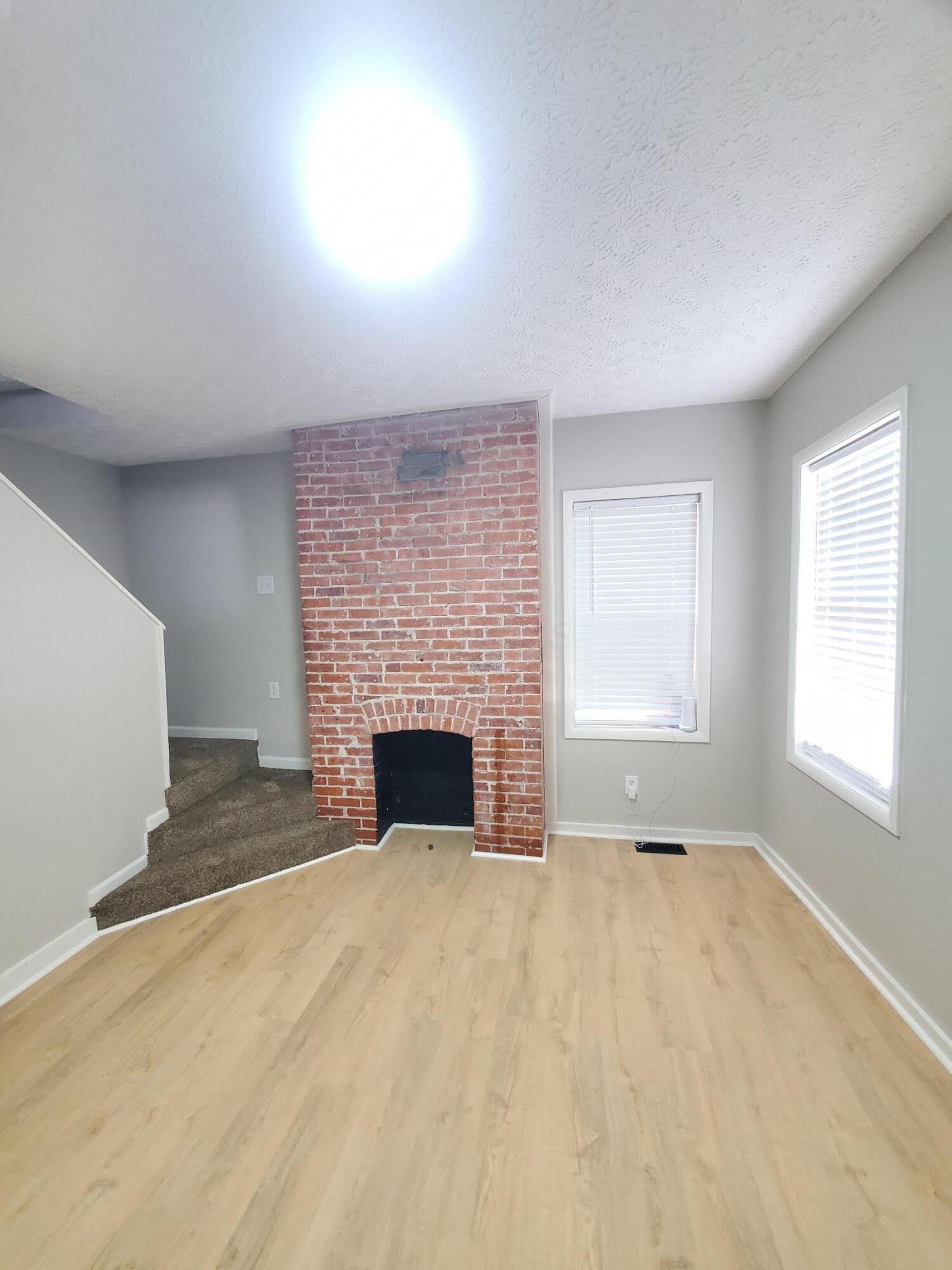 33 S Cypress Avenue – photo 3