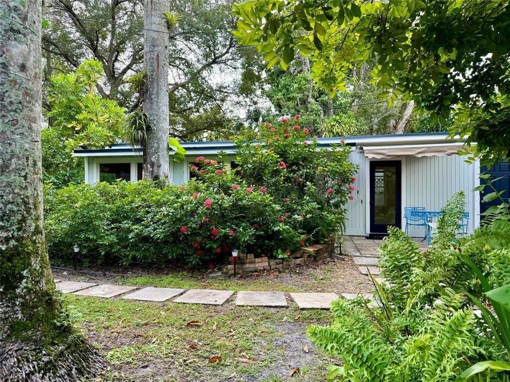 737 SW 14th Avenue – photo 1