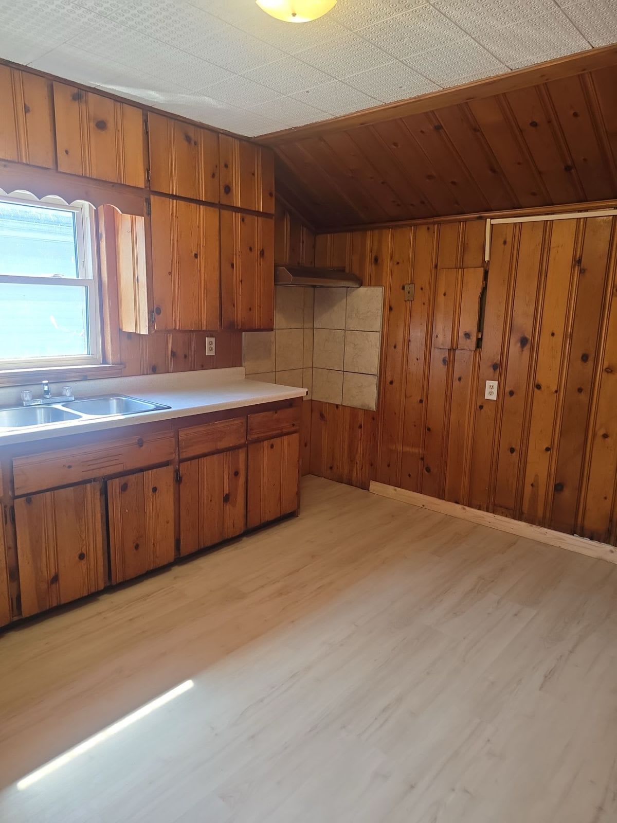 1206 Haney Avenue Floor 2 – photo 3