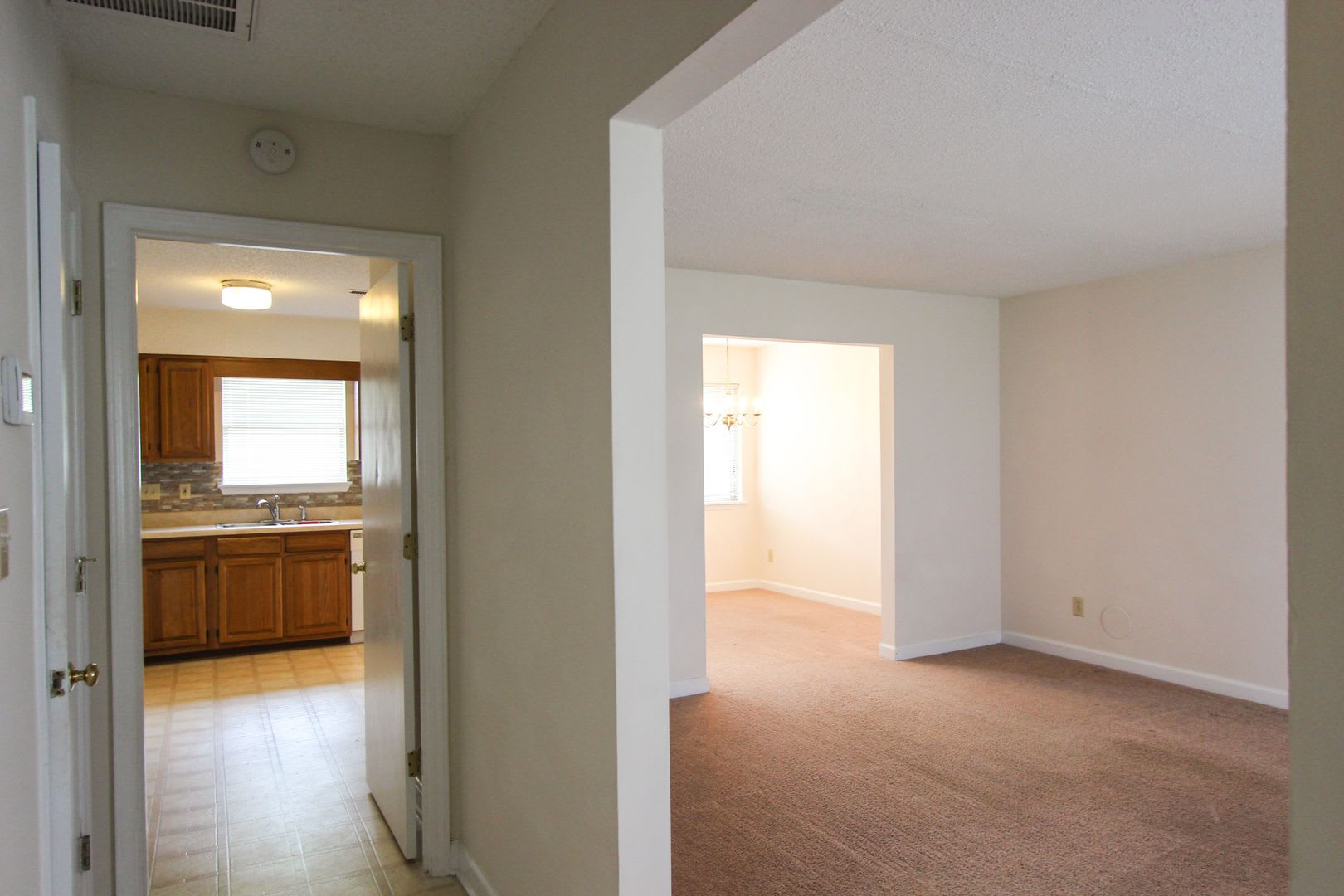 3 Bedroom Townhouse Across from NCSU Centennial Campus! Available Now – photo 4