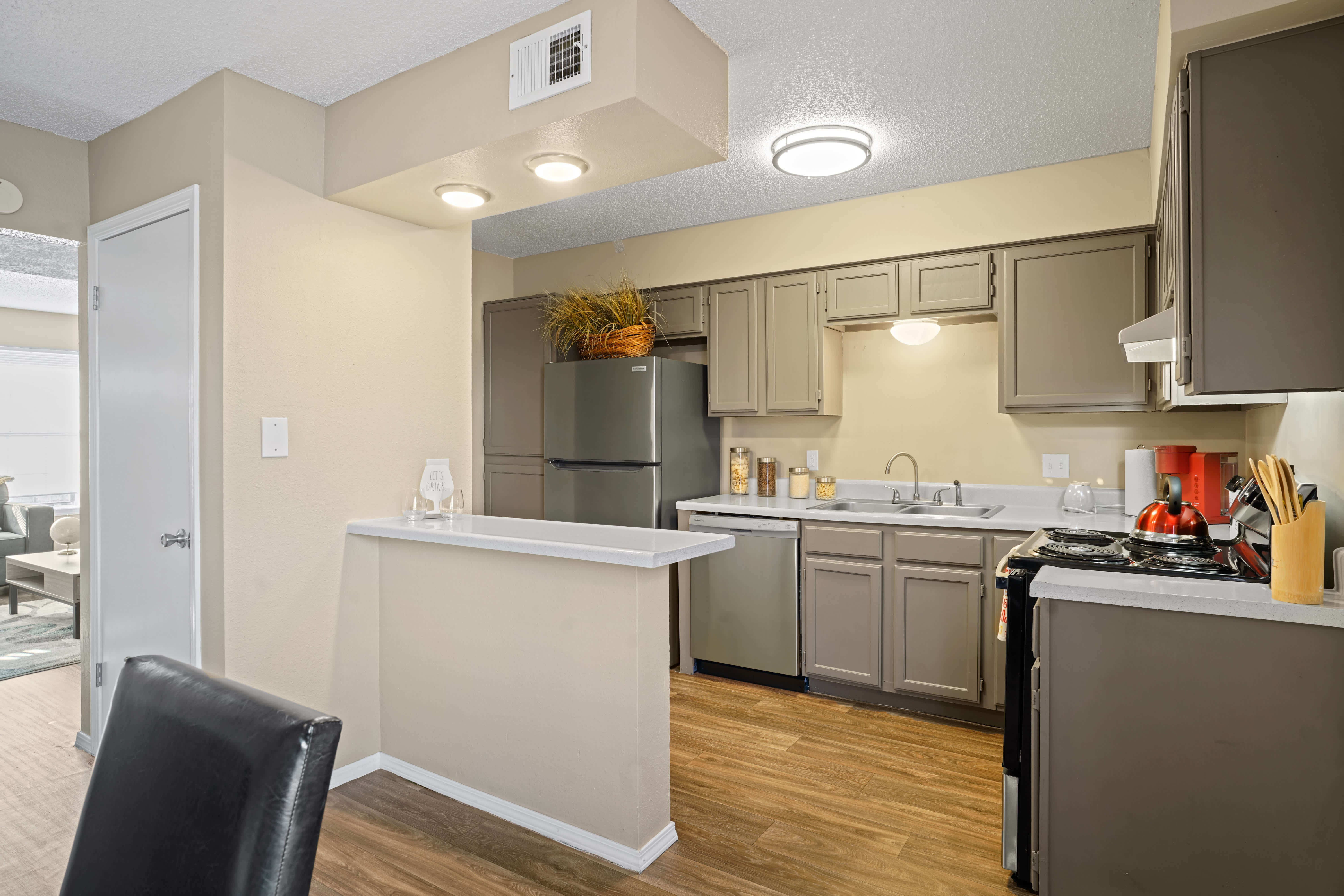 Diamond Crest Townhomes – photo 5