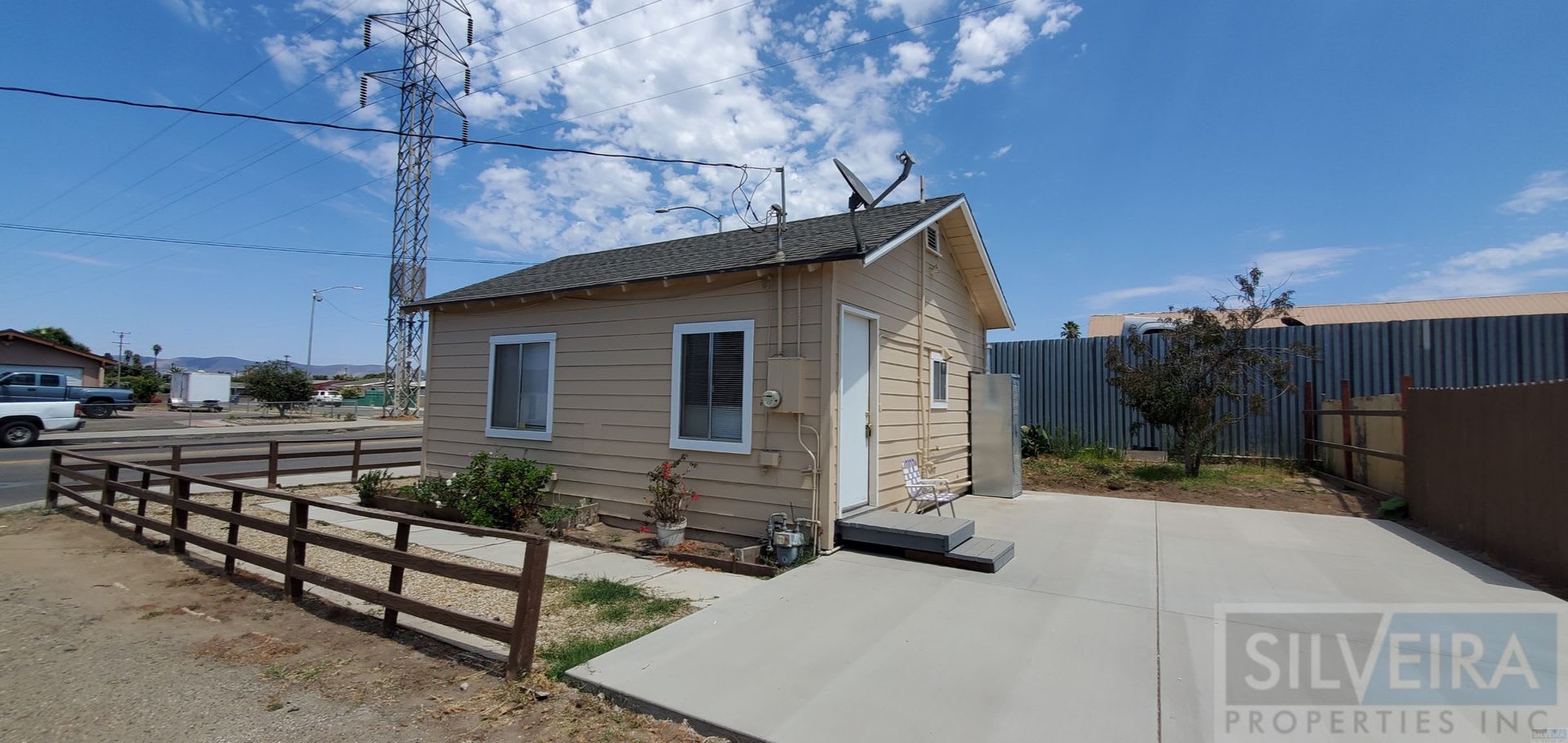 1 Bedroom 1 Bath House – photo 3