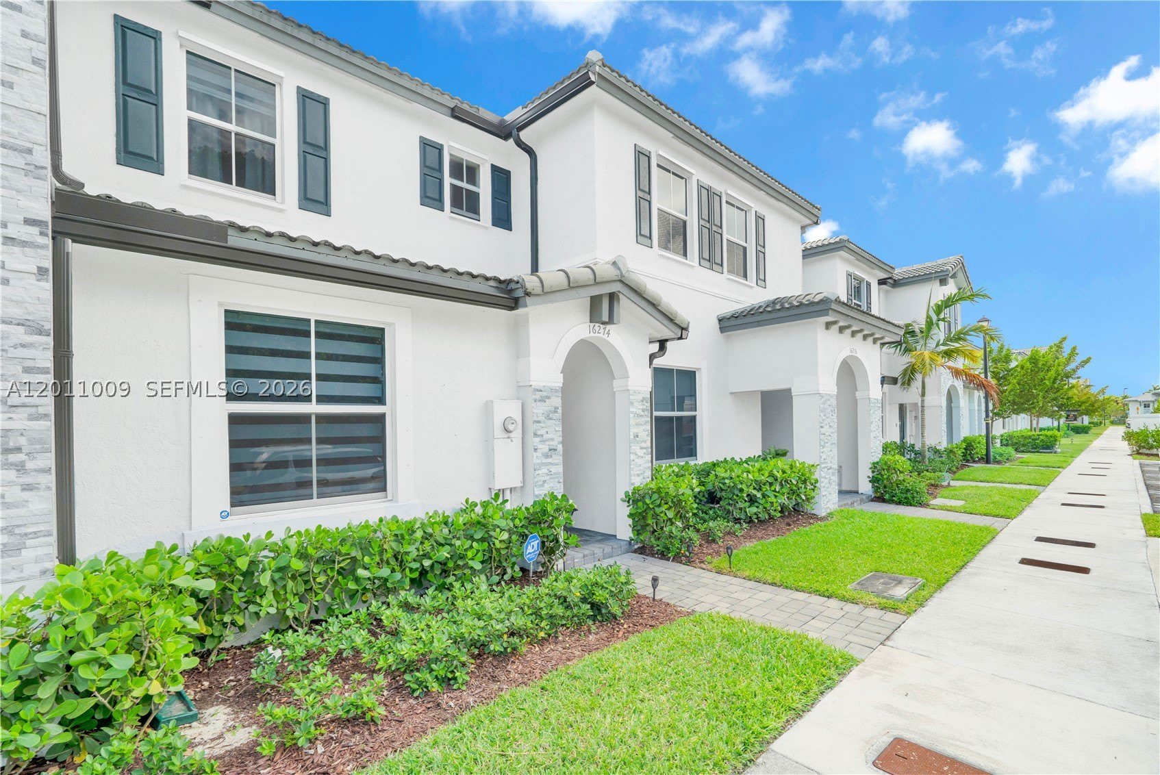 16274 SW 291st St – photo 3